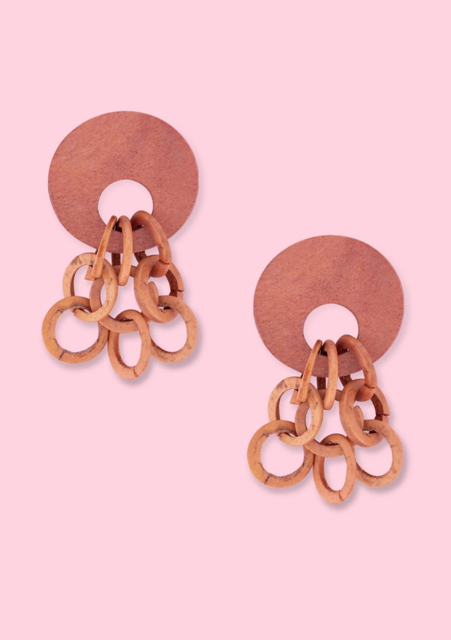 Brown wooden vintage drop earrings by live-to-express. Shop 70's vintage earrings online.