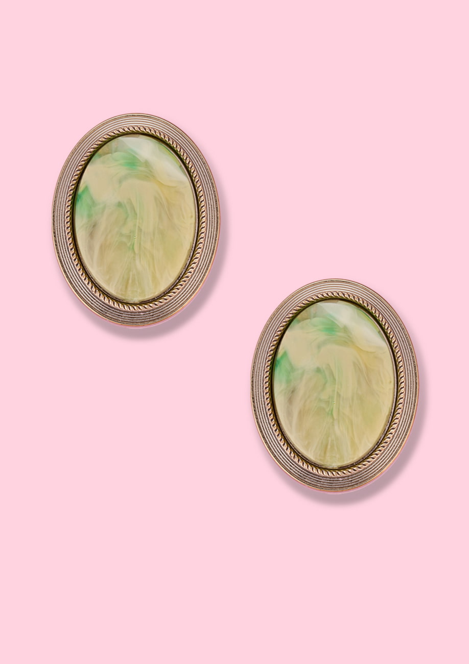Green oval vintage stud earrings with a clip closing