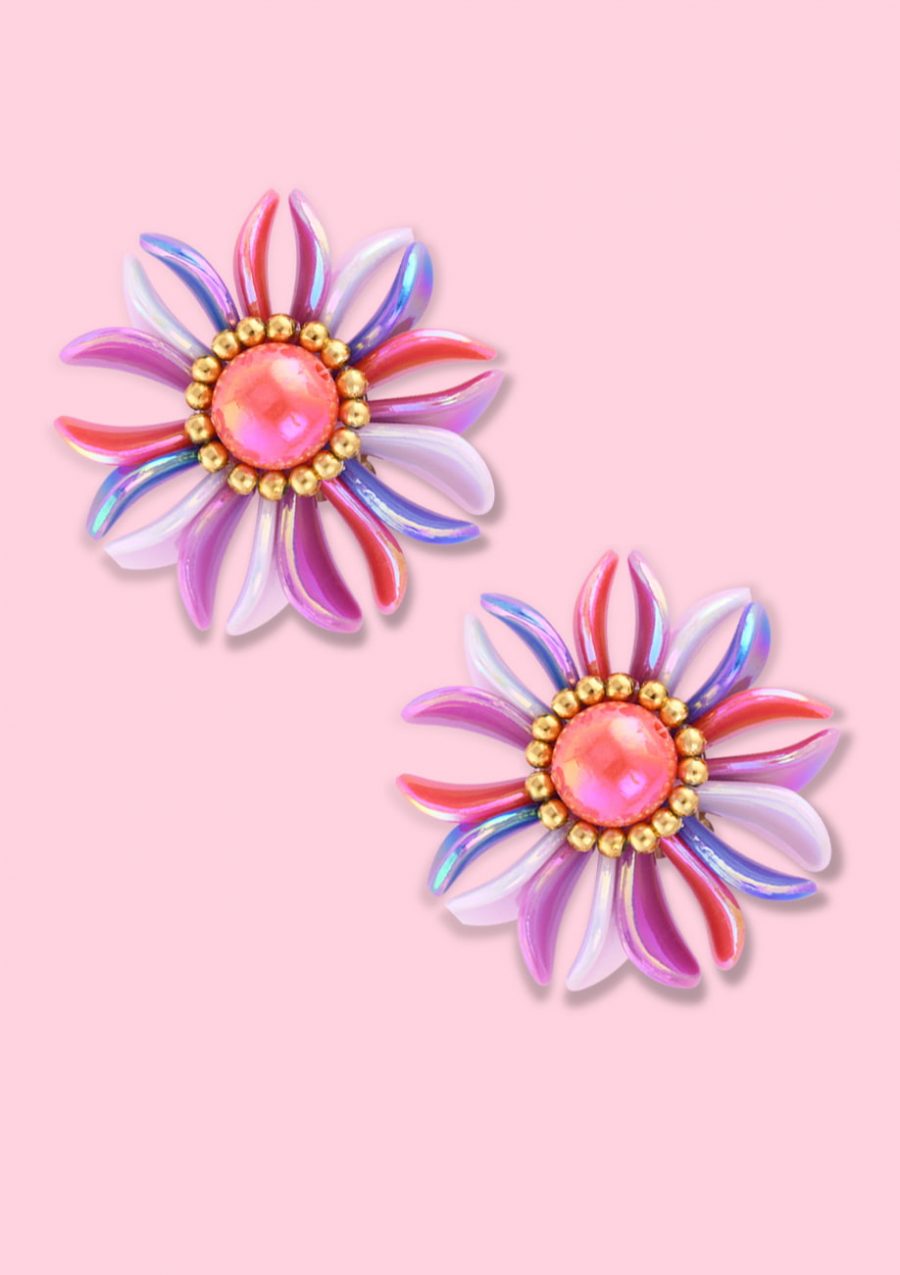 Pink pearl flower clip-on stud earring, by live-to-express. Shop 80's vintage earrings online.